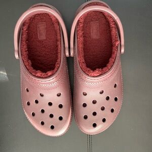 Women’s Cozy Maroon Clogs